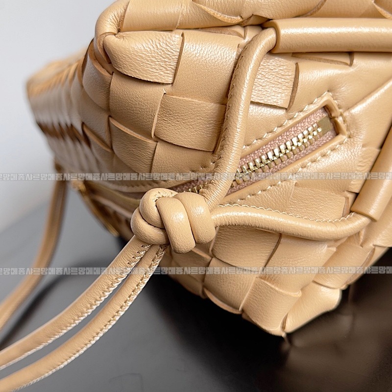 보테가베네타루프카메라백스몰 20260222-153218-005루.jpg