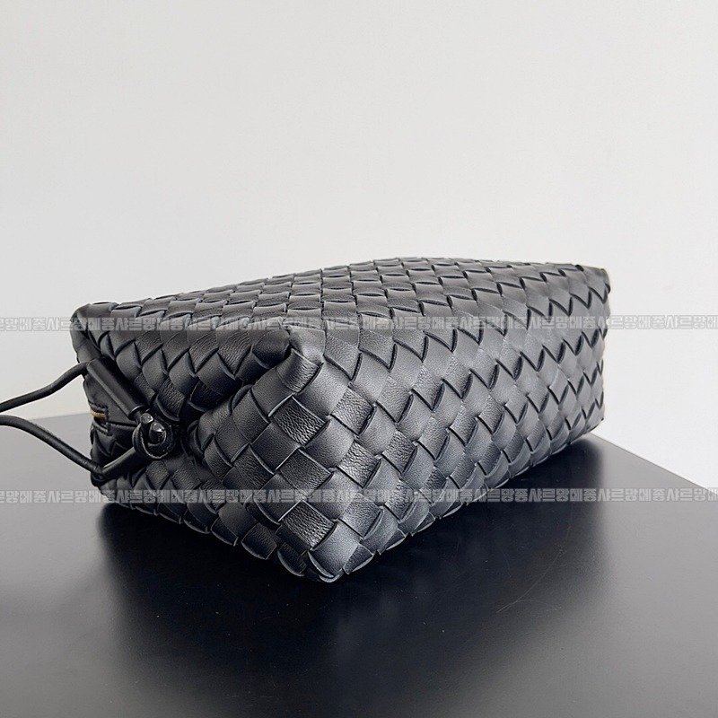 보테가베네타루프카메라백스몰 20260222-160640-004루.jpg