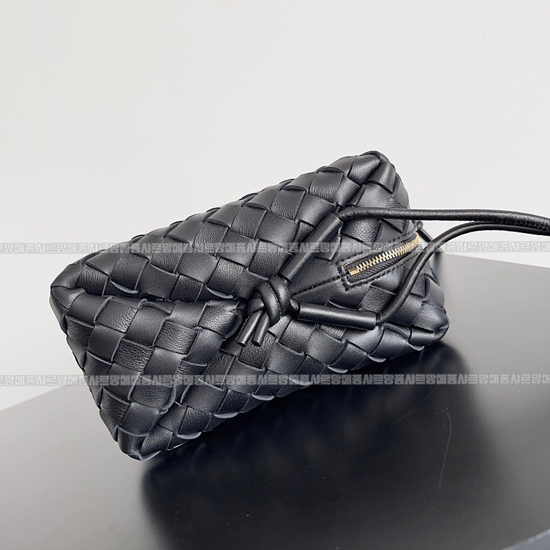 보테가베네타루프카메라백스몰 20260222-160641-006루.jpg