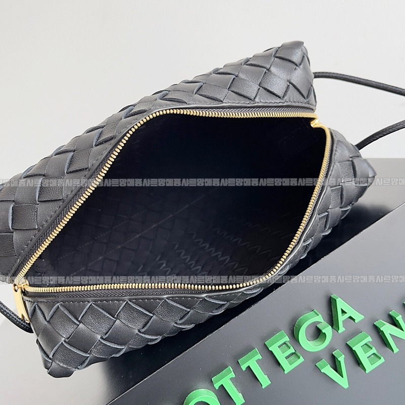 보테가베네타루프카메라백스몰 20260222-160641-009루.jpg