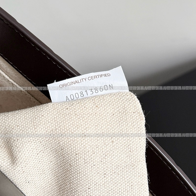 보테가베네타피콜로포트폴리오크로스백 20260222-162312-008루.jpg