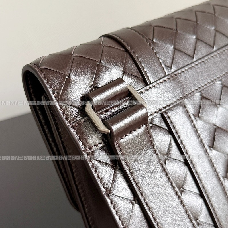 보테가베네타피콜로포트폴리오크로스백 20260222-162311-005루.jpg