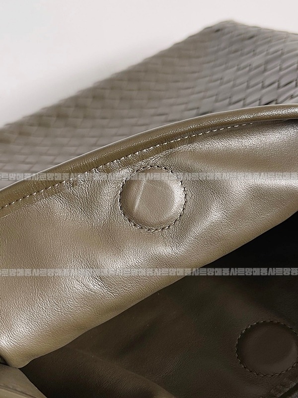 보테가베네타미디움홉 20260222-163227-006루.jpg