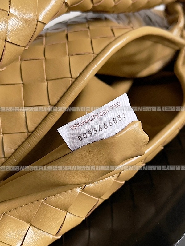 보테가베네타미디움홉 20260222-163411-003루.jpg