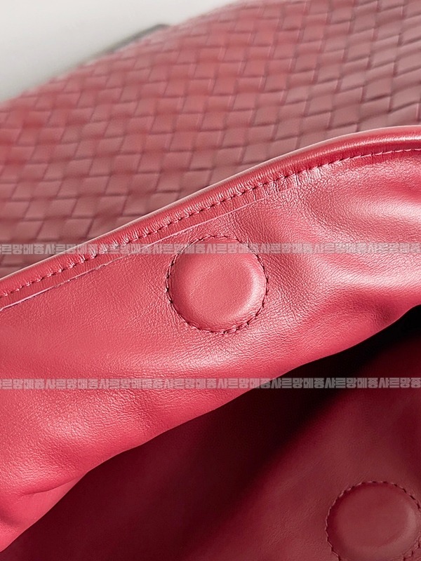 보테가베네타미디움홉 20260222-163544-003루.jpg