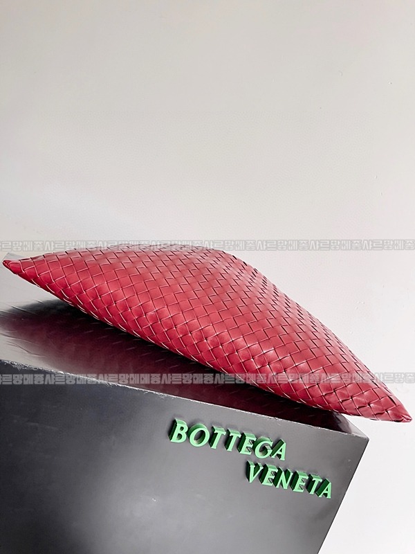 보테가베네타미디움홉 20260222-163545-009루.jpg