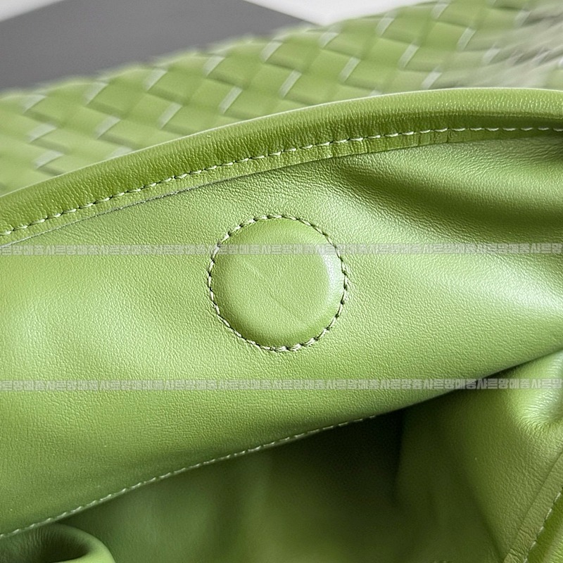 보테가베네타미디움홉 20260222-164237-006루.jpg