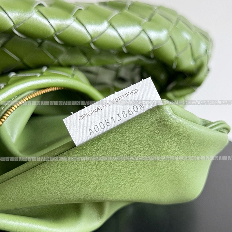 보테가베네타미디움홉 20260222-164237-008루.jpg