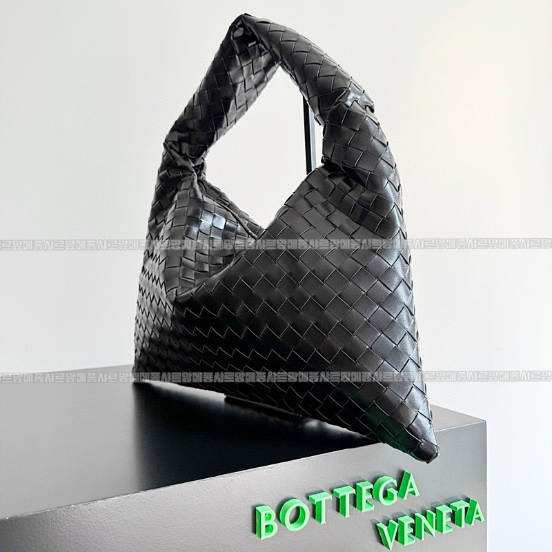 보테가베네타미디움홉 20260222-164458-002루.jpg