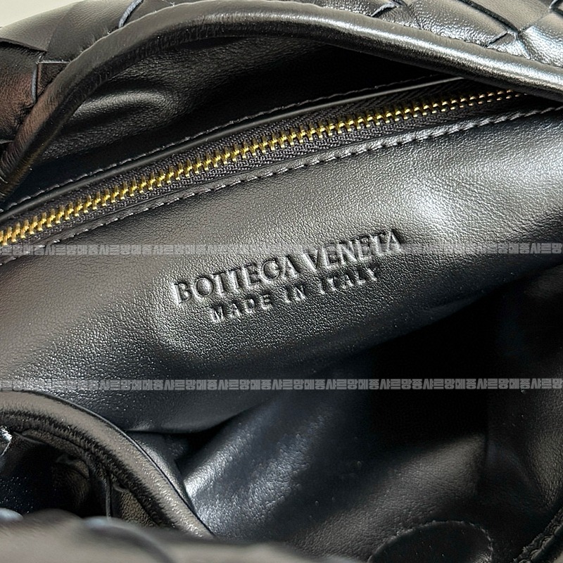 보테가베네타미디움홉 20260222-164459-007루.jpg