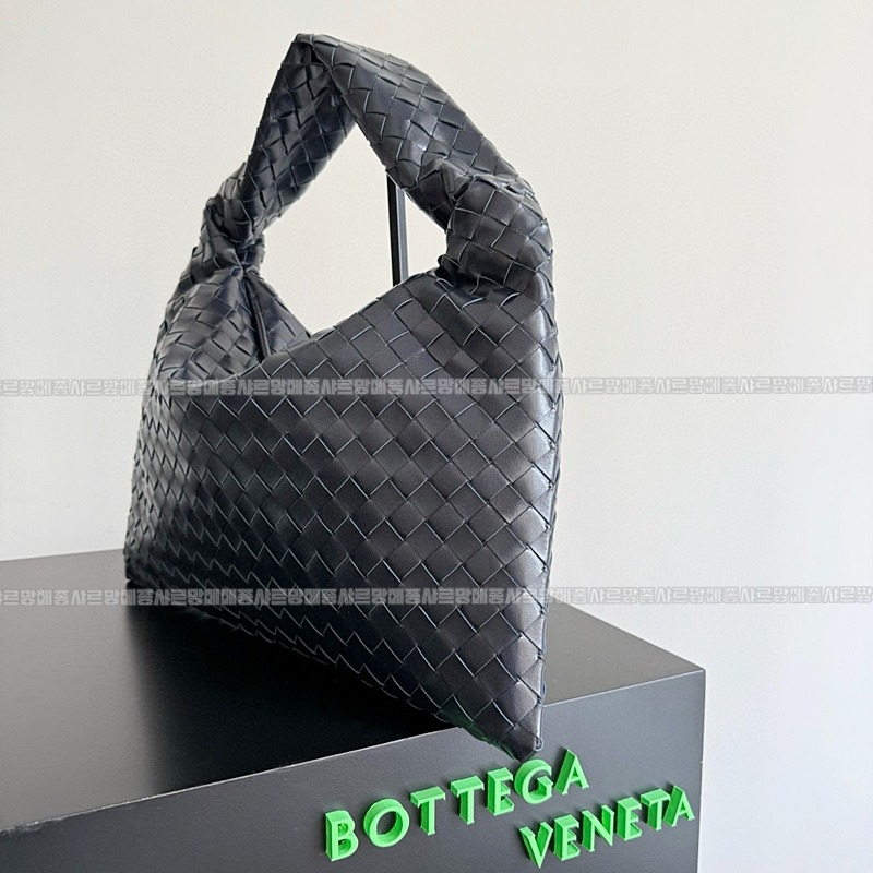 보테가베네타미디움홉 20260222-165324-002루.jpg