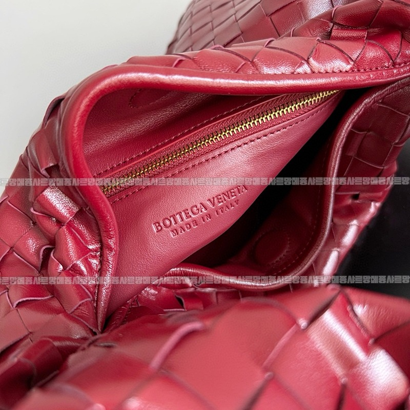 보테가베네타미디움홉 20260222-165815-007루.jpg