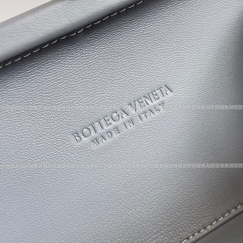 보테가베네타놋백20260223-102905-008루.jpg