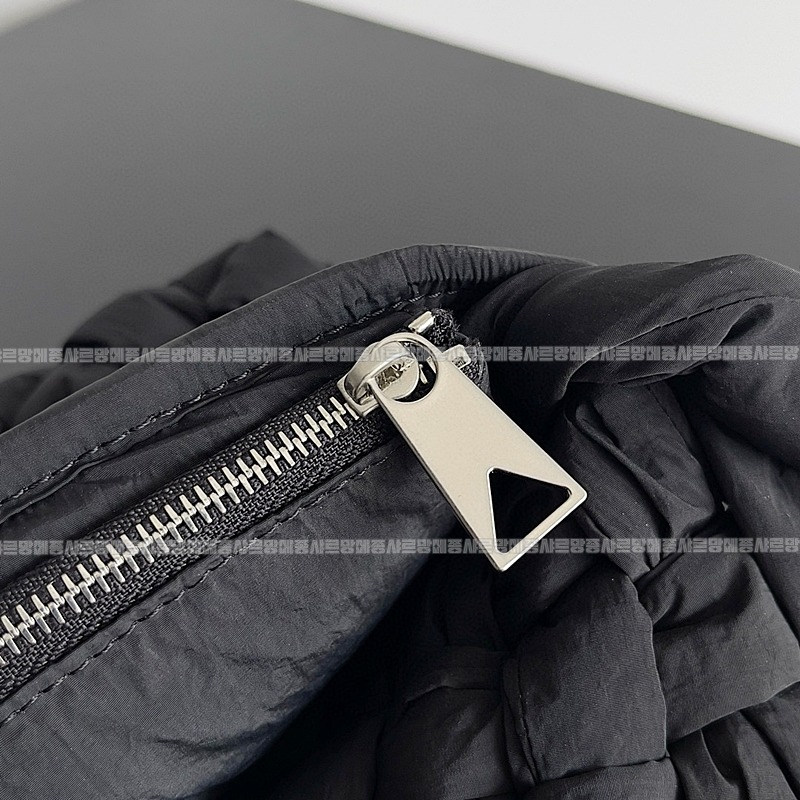 보테가베네타럼플메신저 20260223-112559-007루.jpg