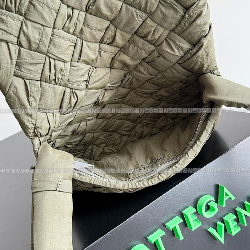 보테가베네타럼플메신저 20260223-112858-009루.jpg