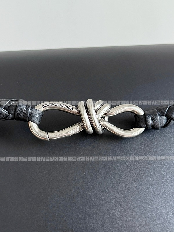 보테가베네타안티모아메신저백 20260223-143235-004루.jpg