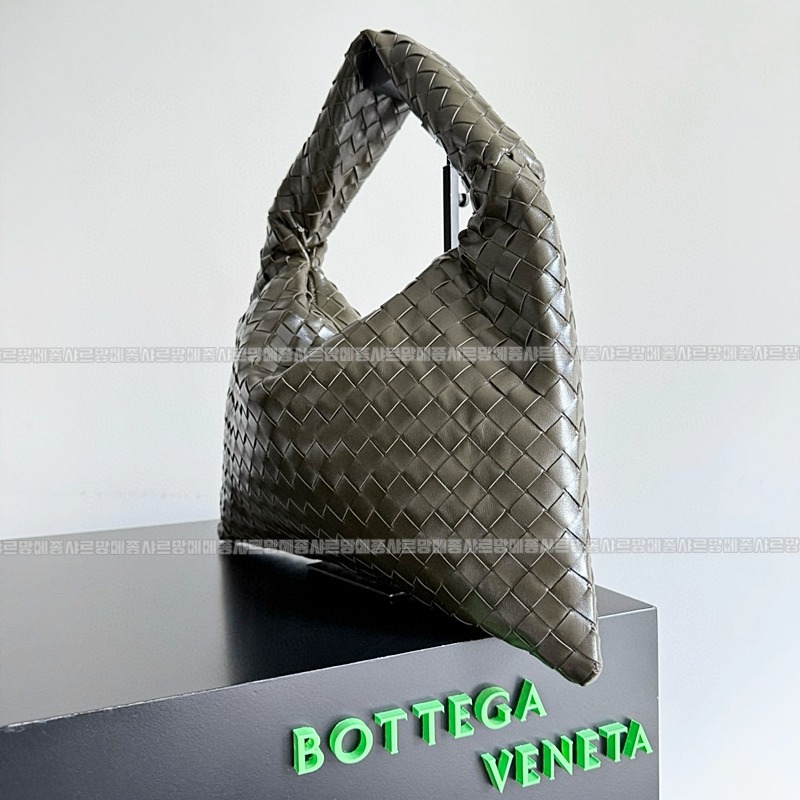 보테가베네타미디움홉 20260223-143724-002루.jpg