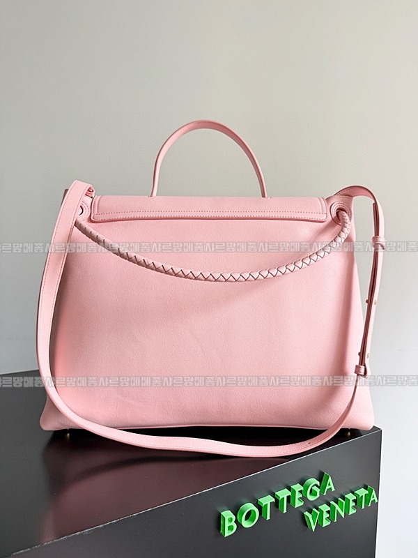 보테가베네타차오차오라지 20260223-151330-002루.jpg