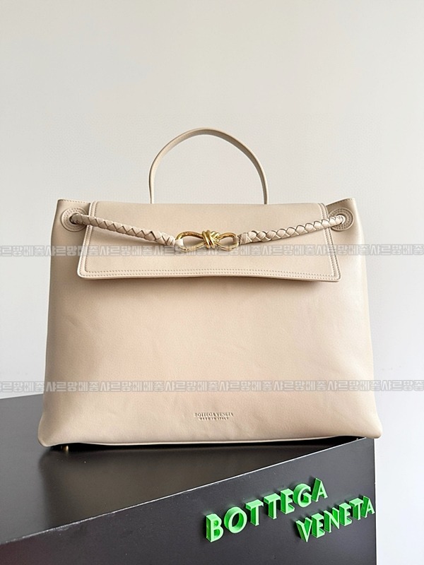 보테가베네타차오차오라지 20260223-151512-001루.jpg