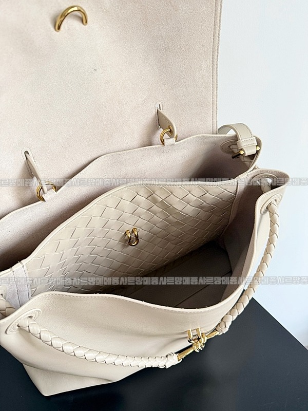 보테가베네타차오차오라지 20260223-151513-009루.jpg