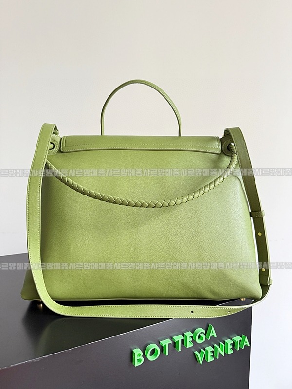 보테가베네타차오차오라지 20260223-152125-002루.jpg