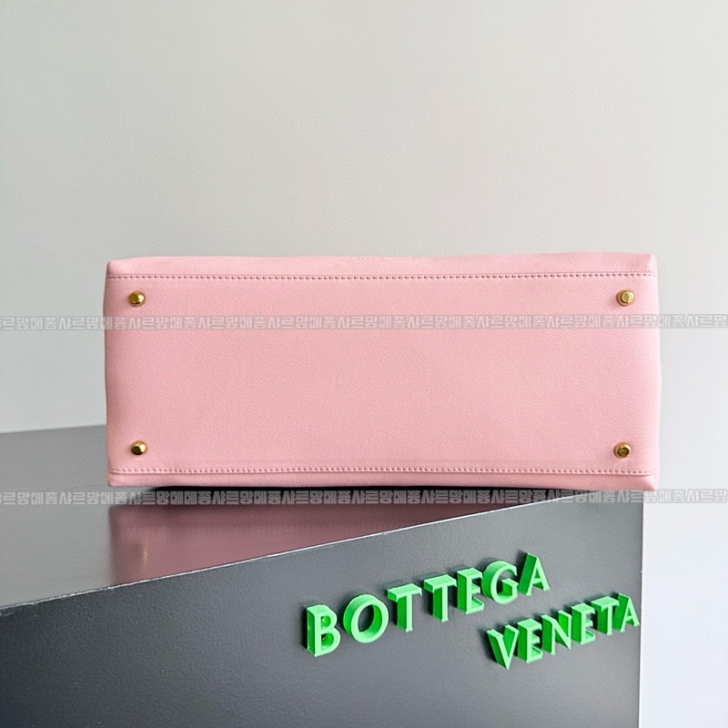 보테가베네타차오차오미디움 20260223-152351-003루.jpg