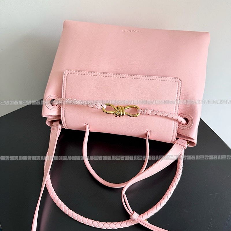 보테가베네타차오차오미디움 20260223-152352-006루.jpg