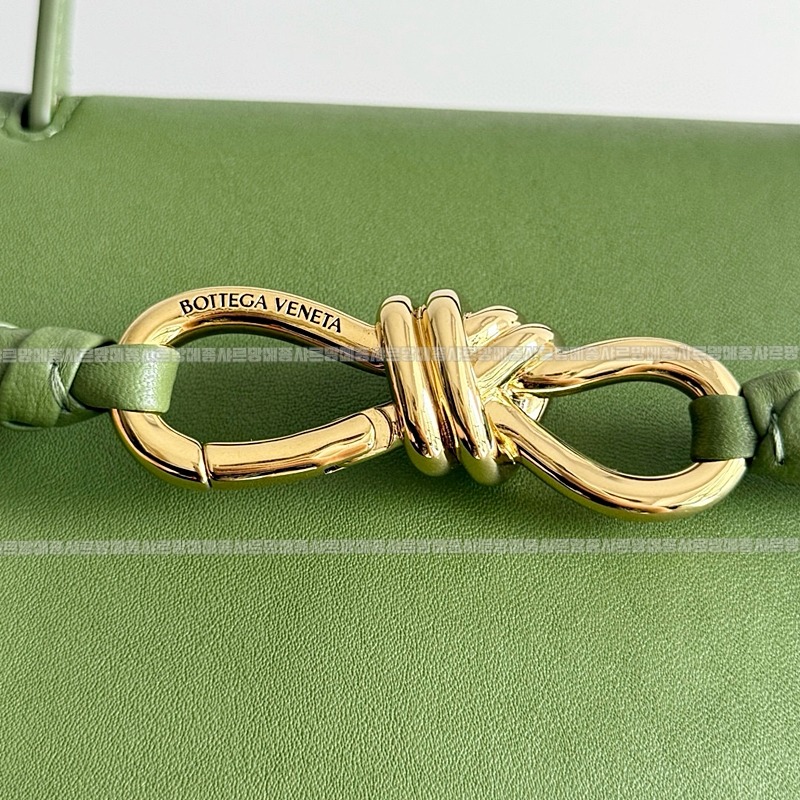 보테가베네타차오차오미디움 20260223-152612-005루.jpg