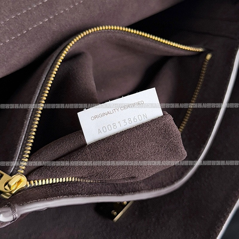 보테가베네타차오차오미디움 20260223-153412-008루.jpg