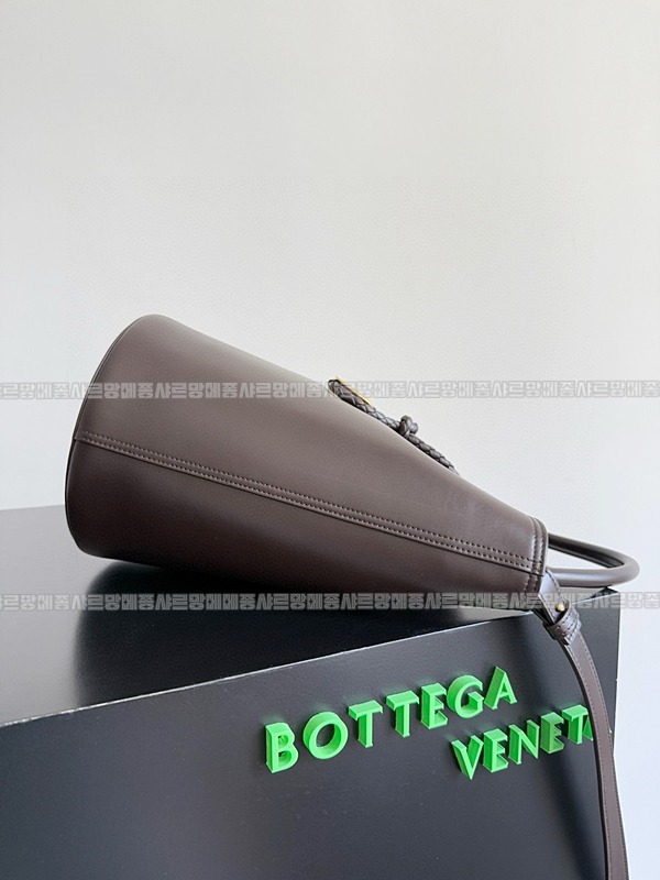 보테가베네타리베르타버킷백 20260223-154334-002루.jpg