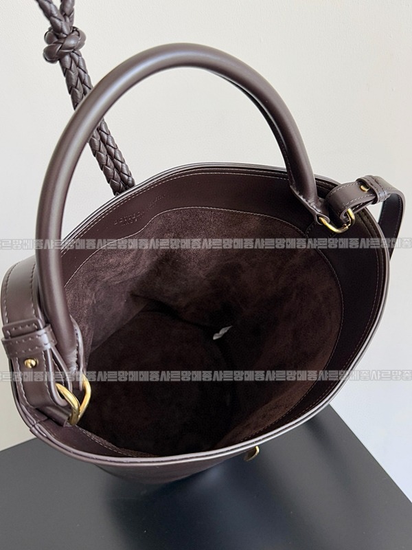 보테가베네타리베르타버킷백 20260223-154335-009루.jpg