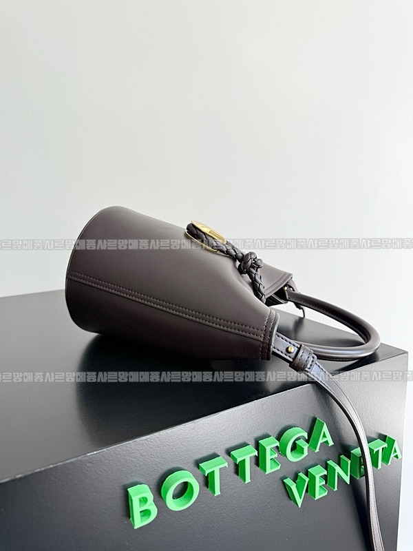 보테가베네타리베르타버킷백 20260223-154907-002루.jpg