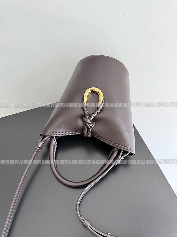 보테가베네타리베르타버킷백 20260223-154907-004루.jpg