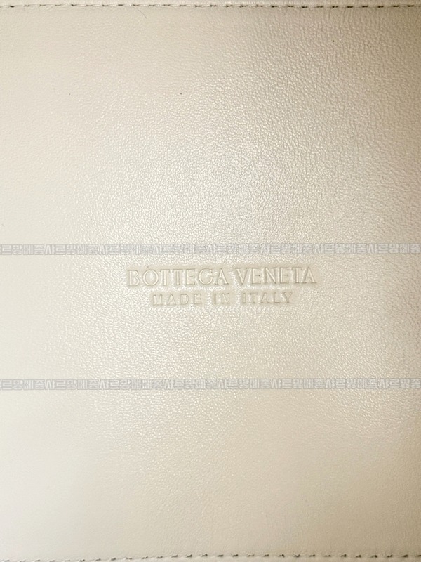 보테가베네타파라슈트백 20260223-162041-008루.jpg