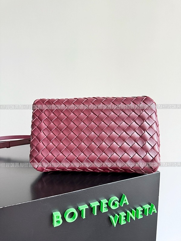 보테가베네타파라슈트백 20260223-162242-003루.jpg