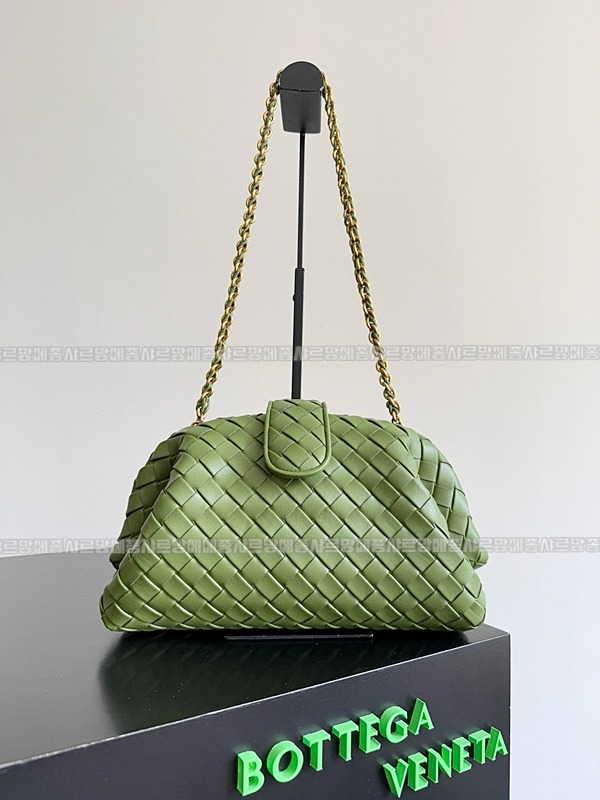 보테가베네타로렌클러치 20260223-164913-001루.jpg