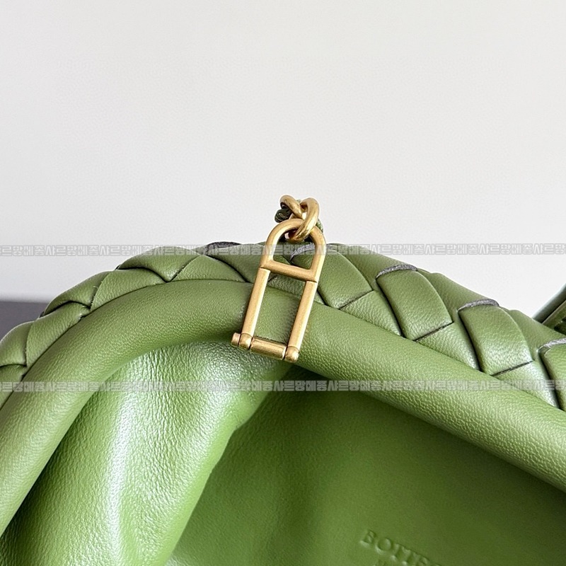 보테가베네타로렌클러치스몰 20260223-165704-005루.jpg