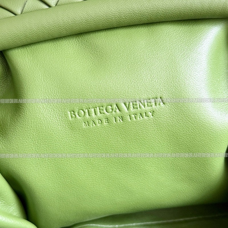 보테가베네타로렌클러치스몰 20260223-165705-008루.jpg