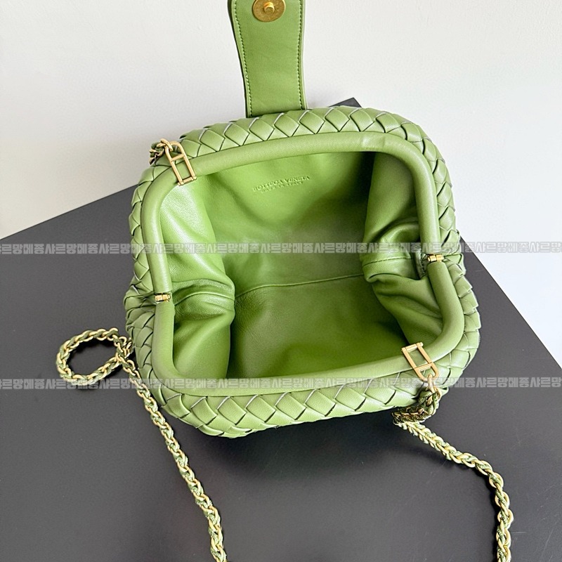 보테가베네타로렌클러치스몰 20260223-165705-009루.jpg