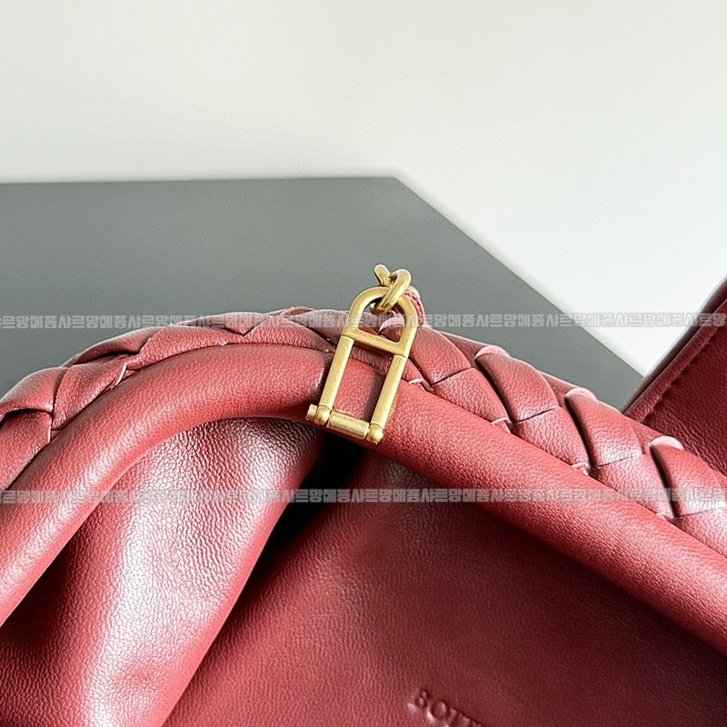 보테가베네타로렌클러치스몰 20260223-170010-005루.jpg