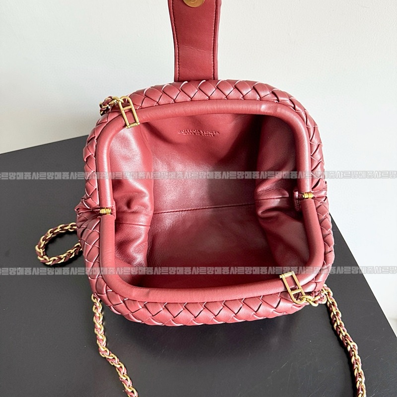 보테가베네타로렌클러치스몰 20260223-170011-009루.jpg