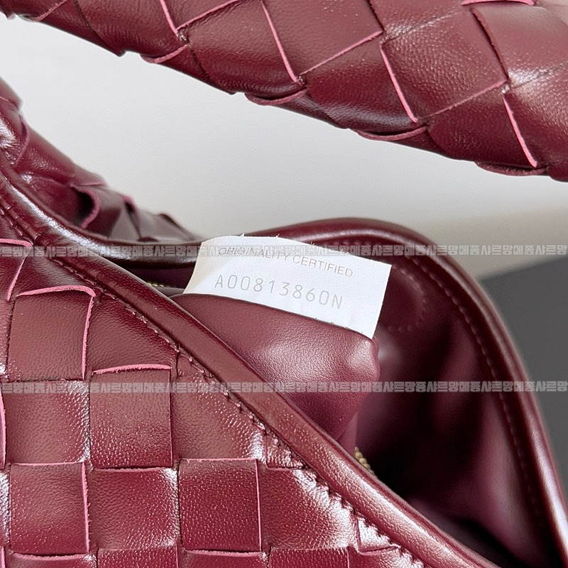 보테가베네타스몰홉 20260223-170842-007루.jpg