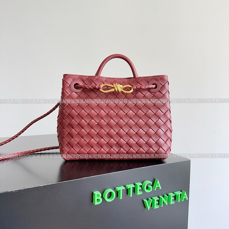 보테가베네타스몰안디모아 20260223-171621-001루.jpg