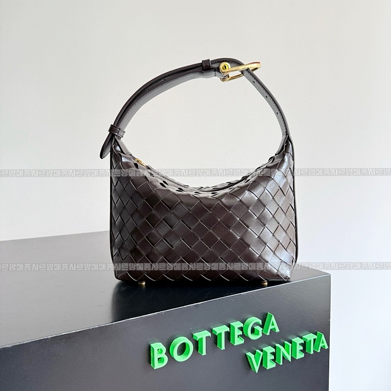 보테가베네타웰리스미니인트레치아토레더더백 20260223-172539-001루.jpg