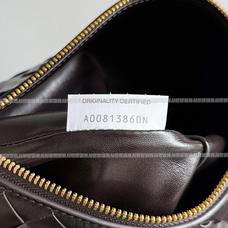 보테가베네타웰리스미니인트레치아토레더더백 20260223-172539-008루.jpg