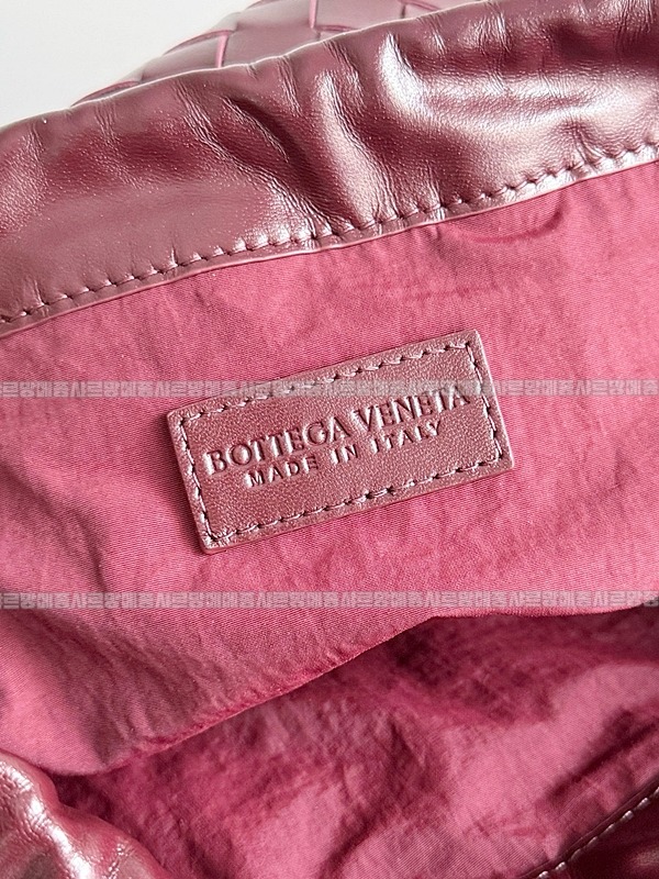 보테가베네타미디움더스트백 20260224-105024-007루.jpg