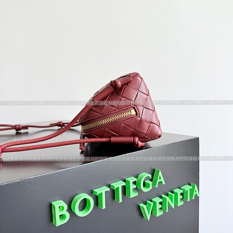 보테가베네타콘서트파우치 20260224-120346-002루.jpg