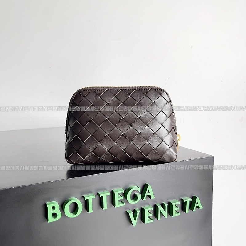 보테가베네타스몰인트레치아토뷰티파우치 20260224-130438-001루.jpg