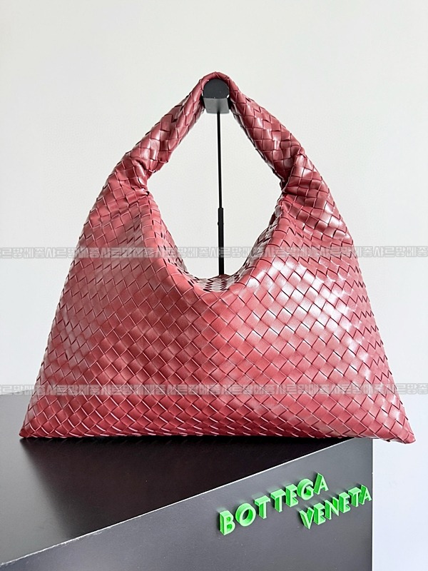 보테가베네타라지홉 20260224-132622-001루.jpg