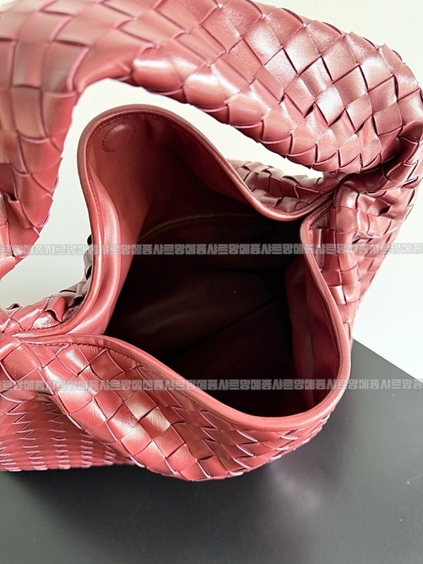 보테가베네타라지홉 20260224-132623-009루.jpg